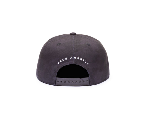 Back side of Club America Libero Snapback with Club America Team name embroidered on the back in white