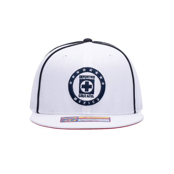 Front view of the Cruz Azul Cali Day Snapback with high crown, flat peak, and snapback closure, in white/black.