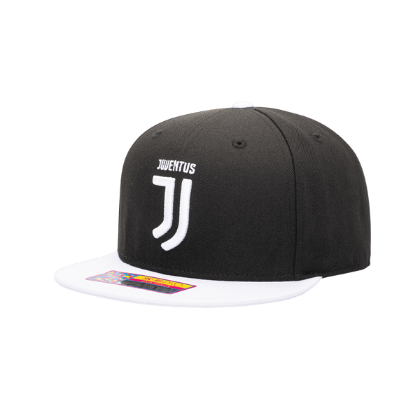 Side view of the Juventus Team Snapback with high crown, flat peak, and snapback closure, in Black/White