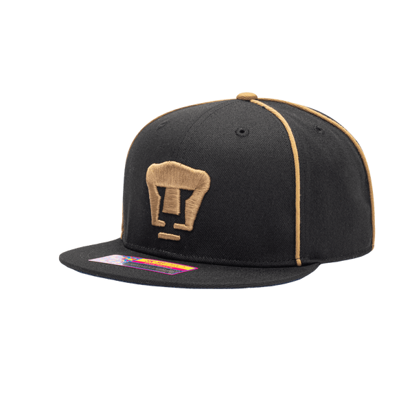 Side view of the Pumas Cali Night Snapback with high crown, flat peak, and snapback closure, in black/gold.